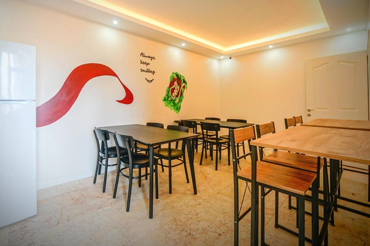 Manu Startup House Hostel Istanbul Exterior photo