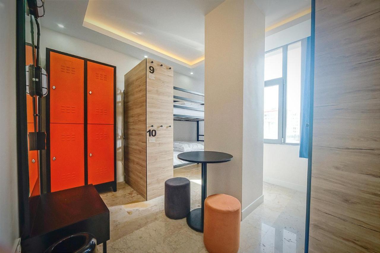 Manu Startup House Hostel Istanbul Exterior photo
